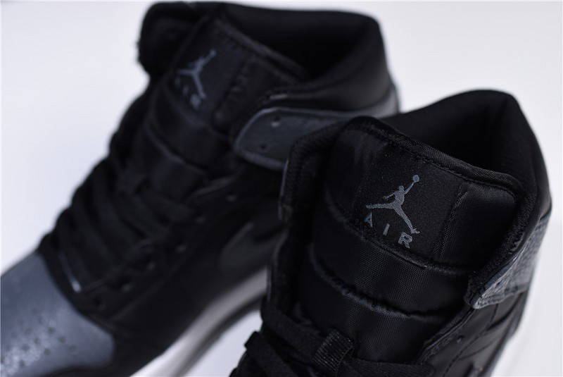 Air Jordan 1 Mid Tumbled Leather 554724-041