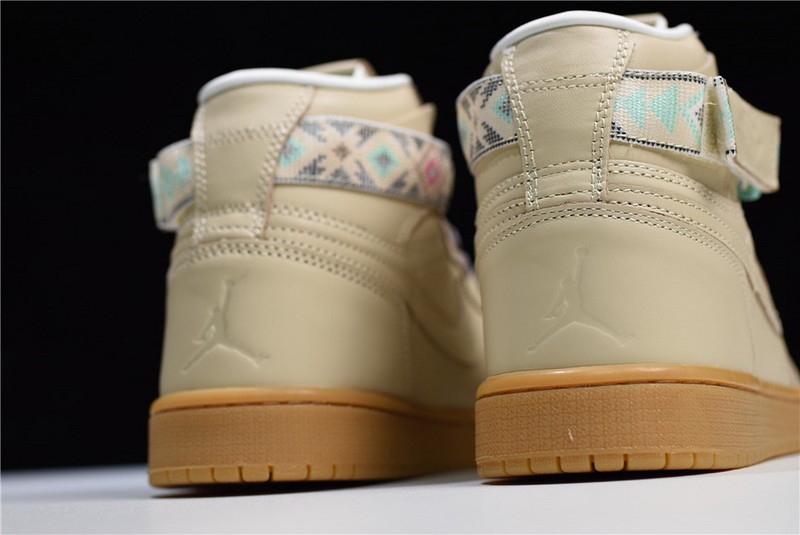 Air Jordan 1 Retro Hi Strap "N7"  AR4410-207