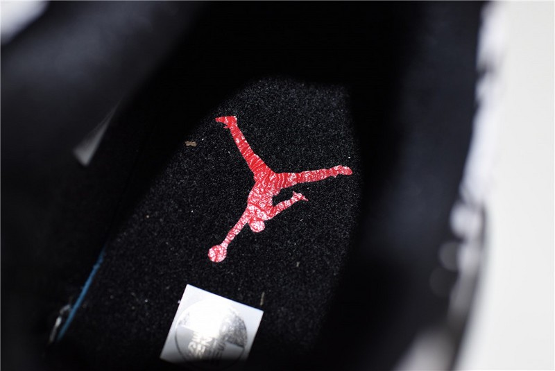 2018 Nwe 4 Tattoo Men Chinese Element Limited Edition White Black B00897-006