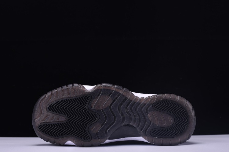AIR JORDAN 11 RETRO PREM HC  "HEIRESS" BLACK/ gold-white 852625-030