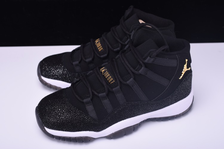 AIR JORDAN 11 RETRO PREM HC  "HEIRESS" BLACK/ gold-white 852625-030
