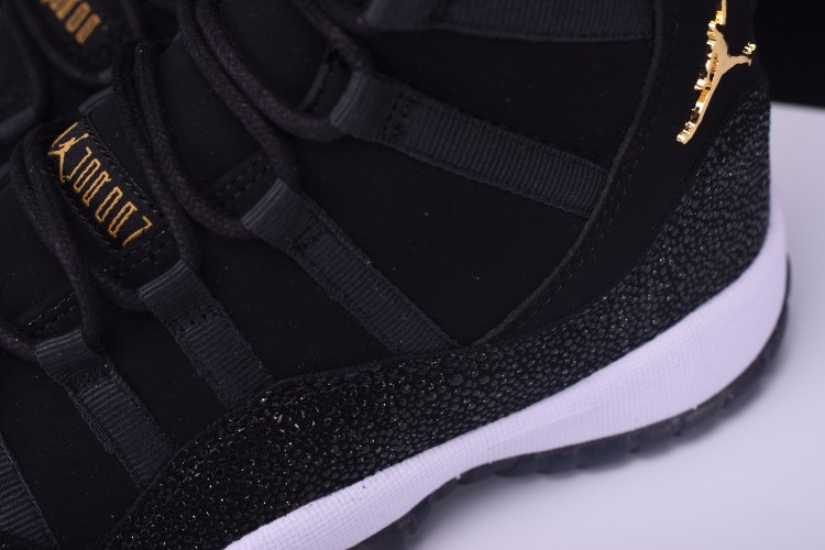 AIR JORDAN 11 RETRO PREM HC  "HEIRESS" BLACK/ gold-white 852625-030