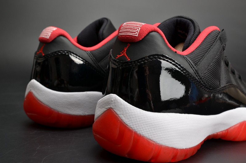 AIR JORDAN 11 RETRO LOW "BRED" BLACK/ RED mens 528895-012