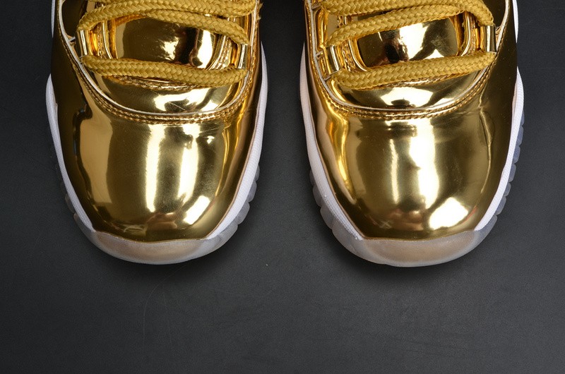 AIR JORDAN 11 RETRO P1NNACLE GOLD womens 378038-103