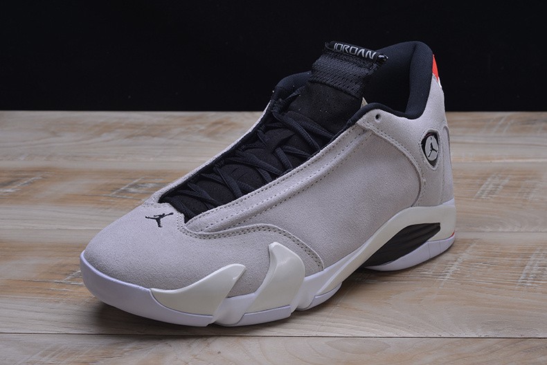 AIR JORDAN 14 RETRO "DESERT SAND" black/ white  487471-021