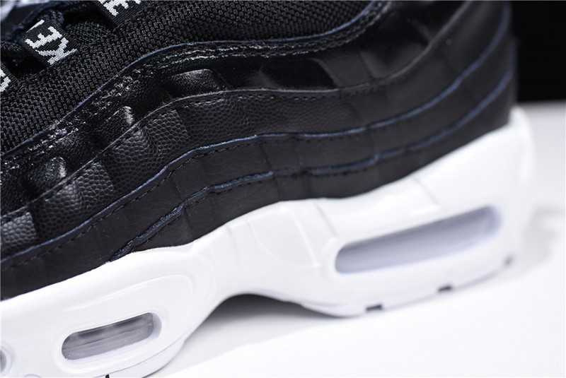 Air Max 95 Overbranding Black  538416-020