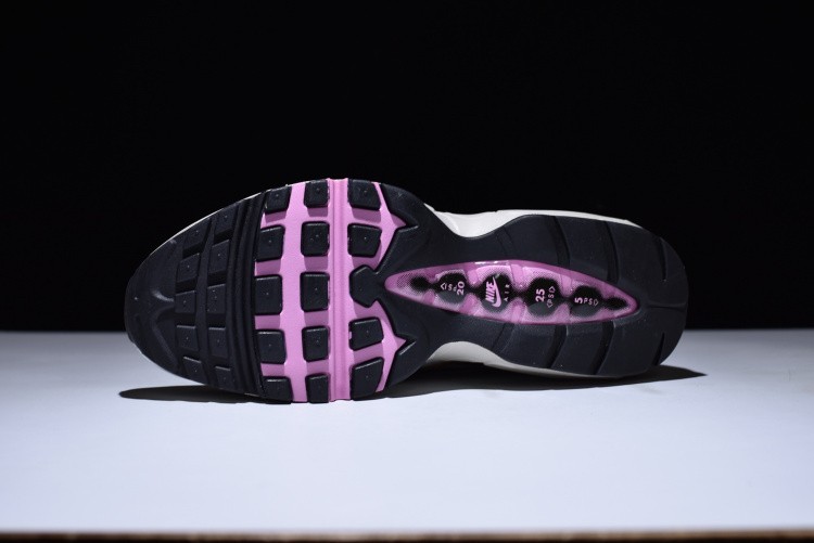 Nike mens Air Max 95 Graphic Prints  "DAVE WHITE" 872640-200