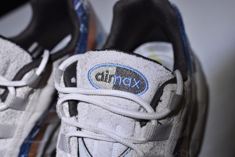 Nike mens Air Max 95 Graphic Prints  "DAVE WHITE" 872640-200