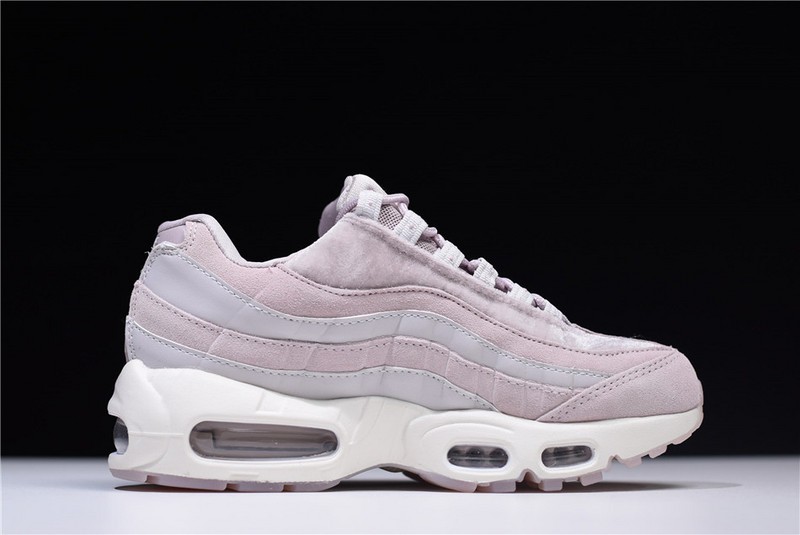 NIKE womens AIR MAX 95 DELUXE “PARTICLE ROSE”  Particle Rose AA1103-600