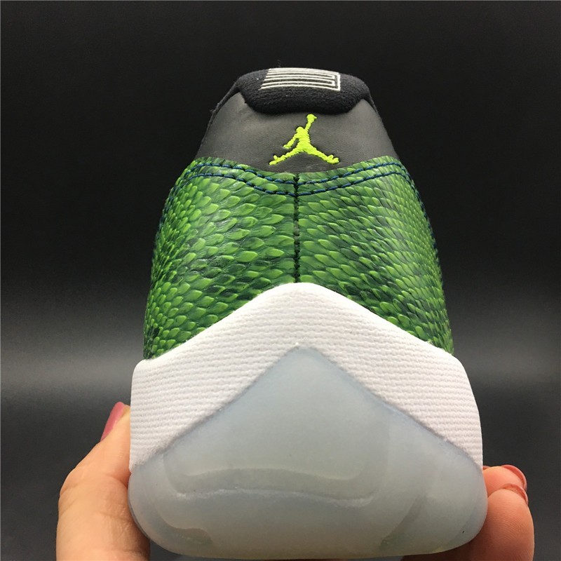 Jordan 11 Retro Low Green Snakeskin 528895- 033