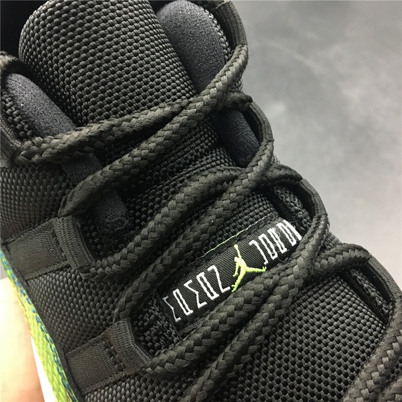 Jordan 11 Retro Low Green Snakeskin 528895- 033