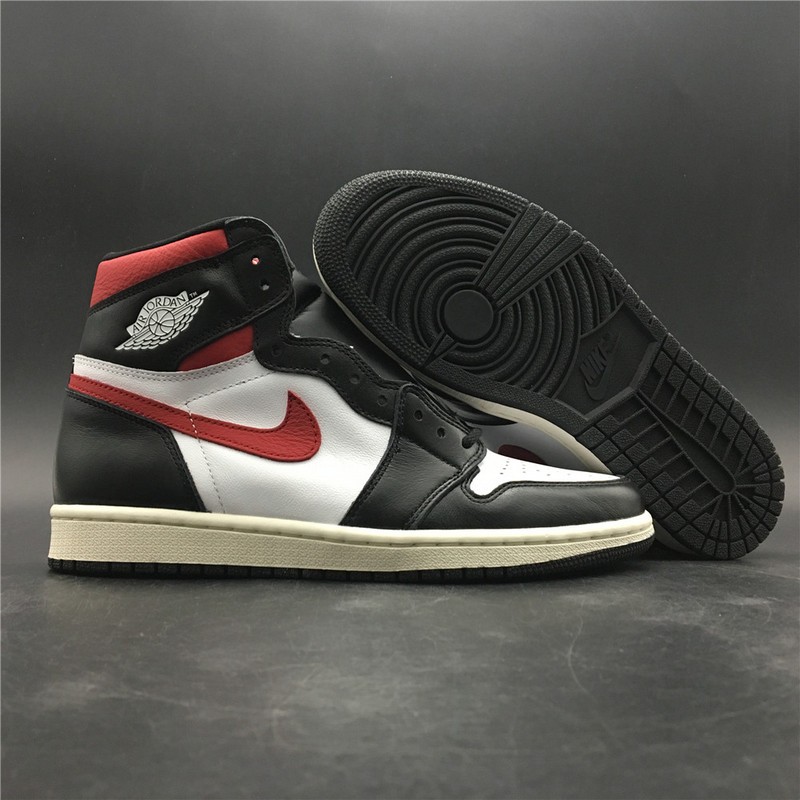 Air Jordan 1 Black White Gym Red 555088-061