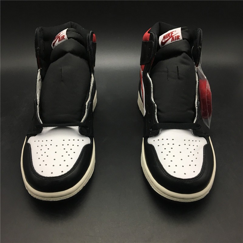 Air Jordan 1 Black White Gym Red 555088-061