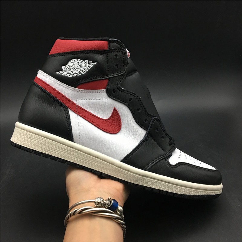 Air Jordan 1 Black White Gym Red 555088-061
