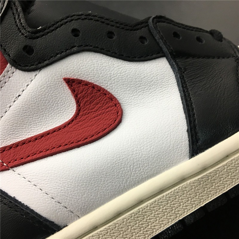 Air Jordan 1 Black White Gym Red 555088-061