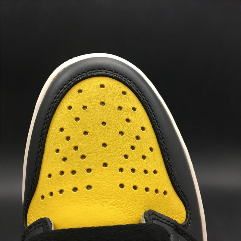 Air Jordan 1 Yellow Toe AR1020-700