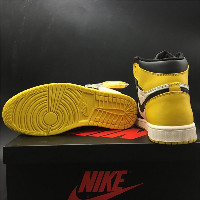 Air Jordan 1 Yellow Toe AR1020-700