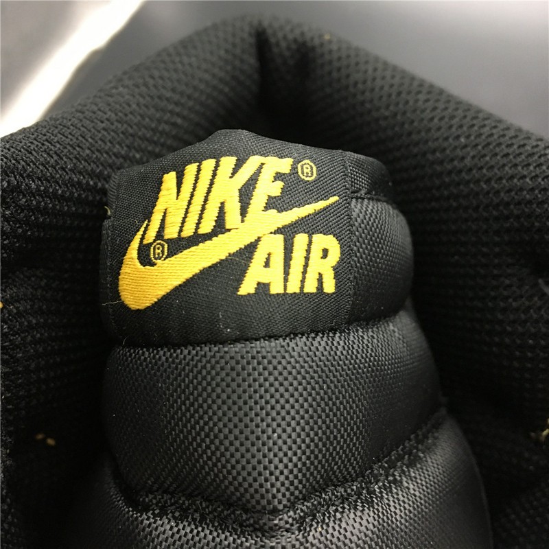 Air Jordan 1 Yellow Toe AR1020-700