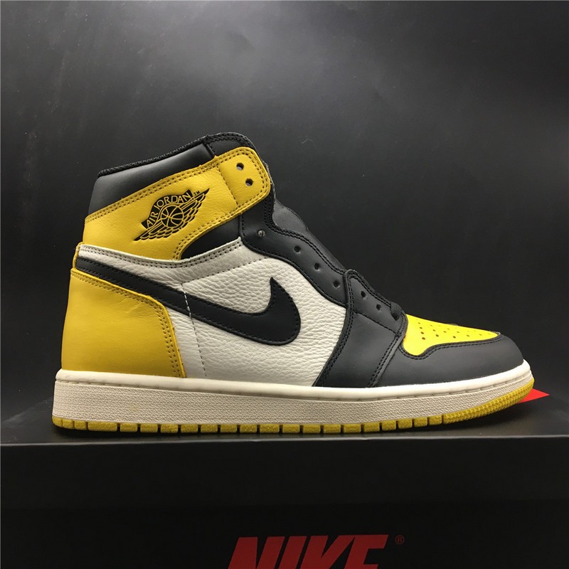 Air Jordan 1 Yellow Toe AR1020-700