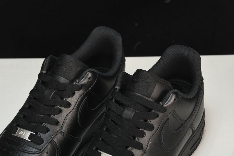 Nike Air Force 1 Low 07 Triple Black CW2288-001