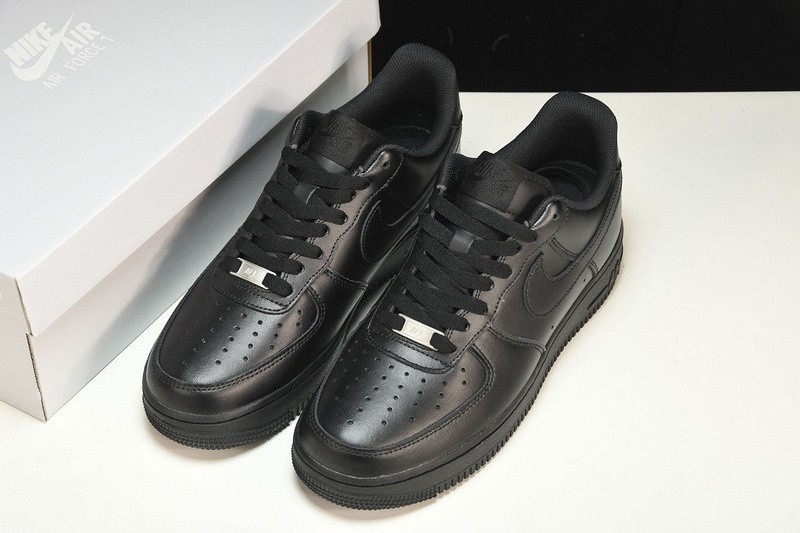 Nike Air Force 1 Low 07 Triple Black CW2288-001