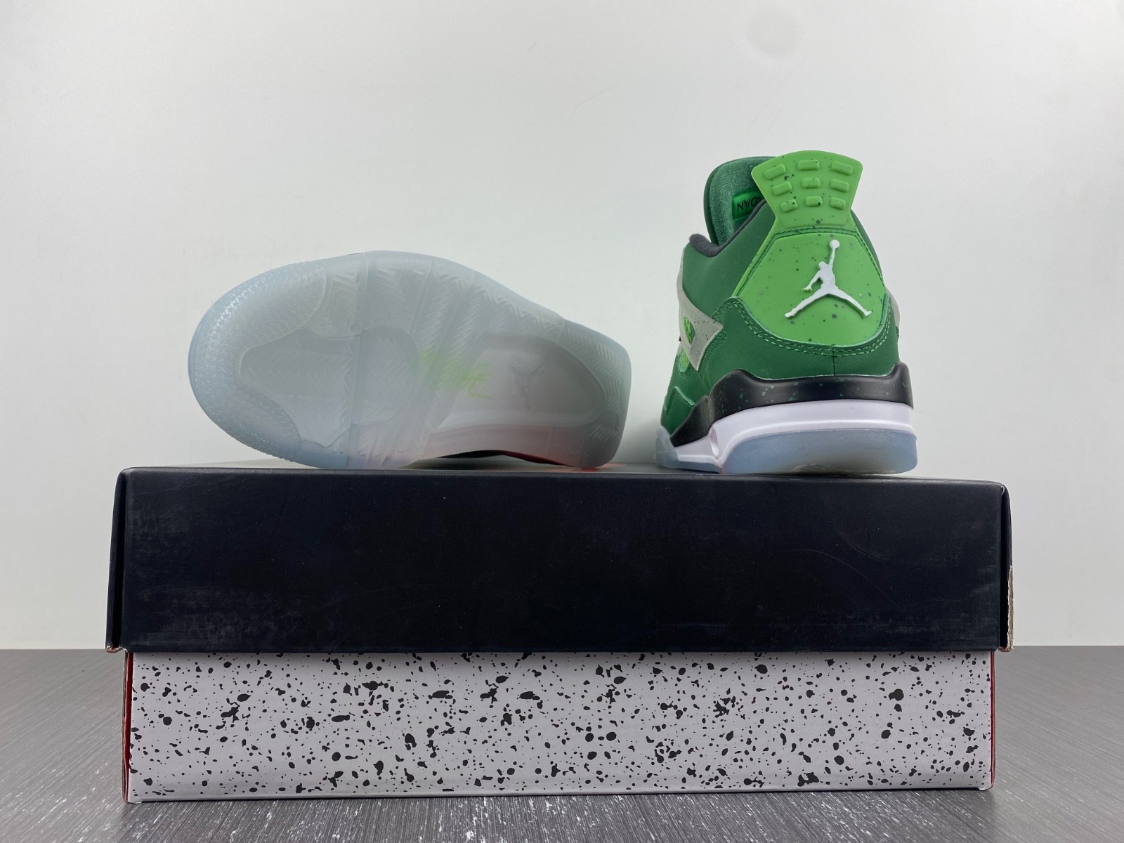 Air Jordan 4 PE green AJ4-904284