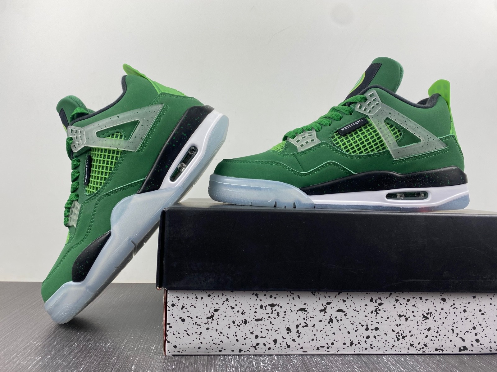 Air Jordan 4 PE green AJ4-904284