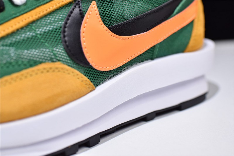 Sacai x Nike LDV Waffle  Green Gusto BV0073-300