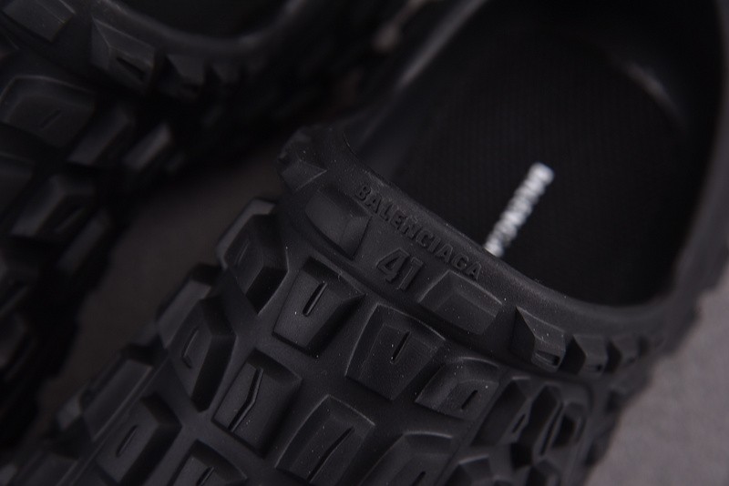 BALENCIAG* SANDAL 41