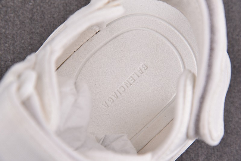 Balenciag* Sandal 24