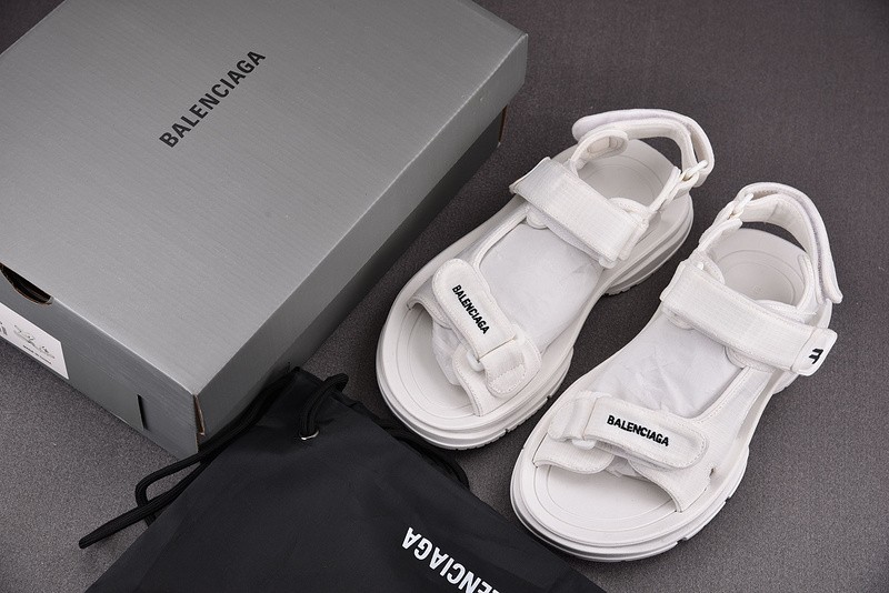 Balenciag* Sandal 24