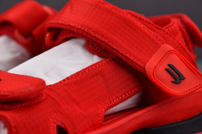 Balenciag* Sandal 22