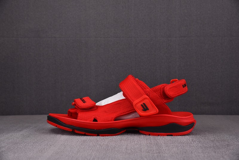 Balenciag* Sandal 22