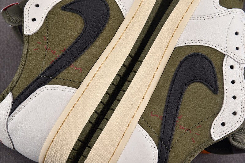 Travis Scott x Air Jordan 1 Low OG Medium Olive DM7866-200