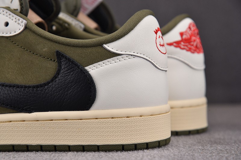 Travis Scott x Air Jordan 1 Low OG Medium Olive DM7866-200