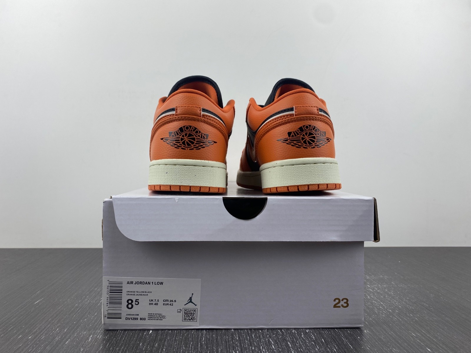 Air Jordan 1 Low SE Sport Spice DV1299-800
