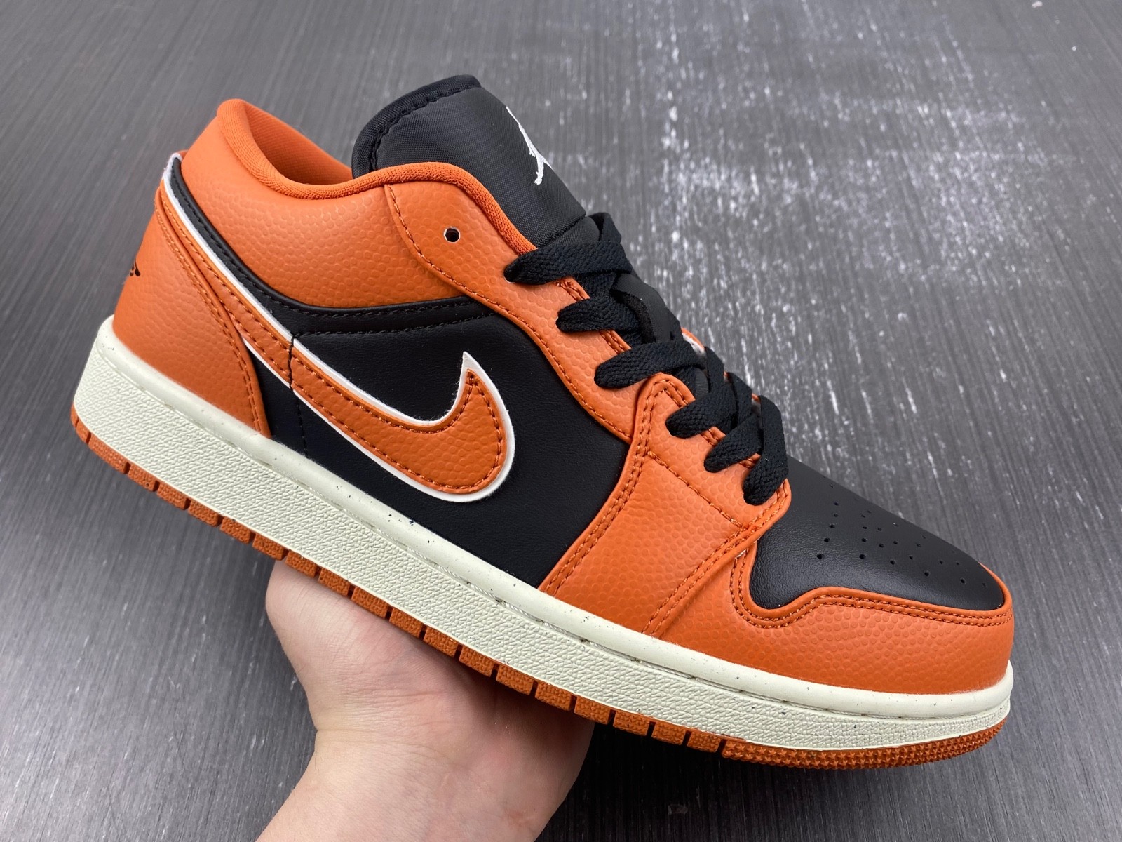 Air Jordan 1 Low SE Sport Spice DV1299-800