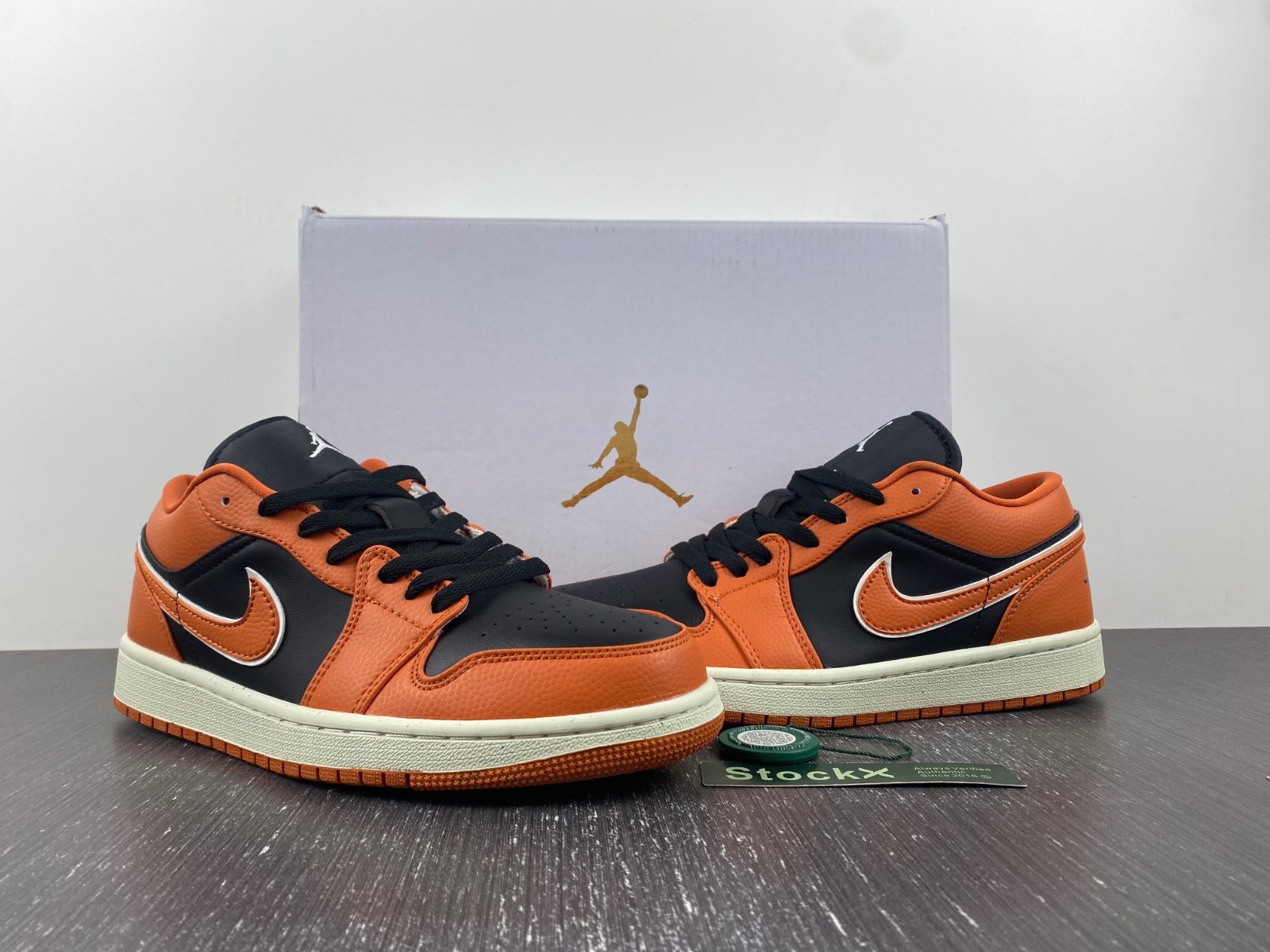 Air Jordan 1 Low SE Sport Spice DV1299-800