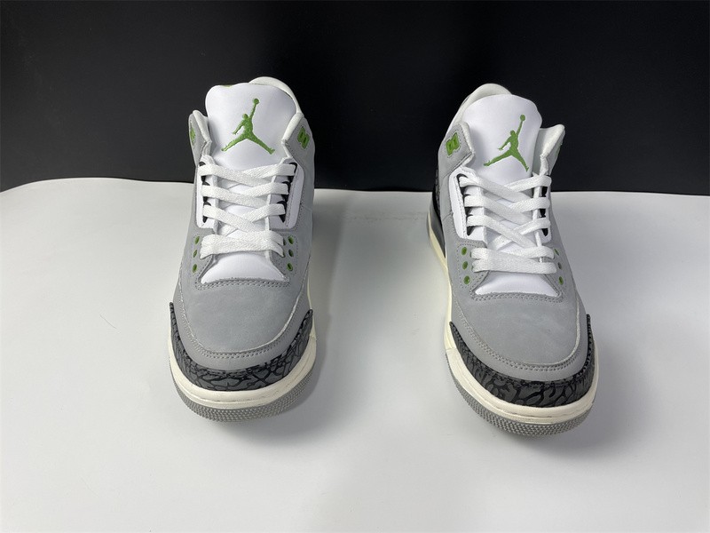 AIR JORDAN 3 RETRO ‘CHLOROPHYLL’’ 136064 006