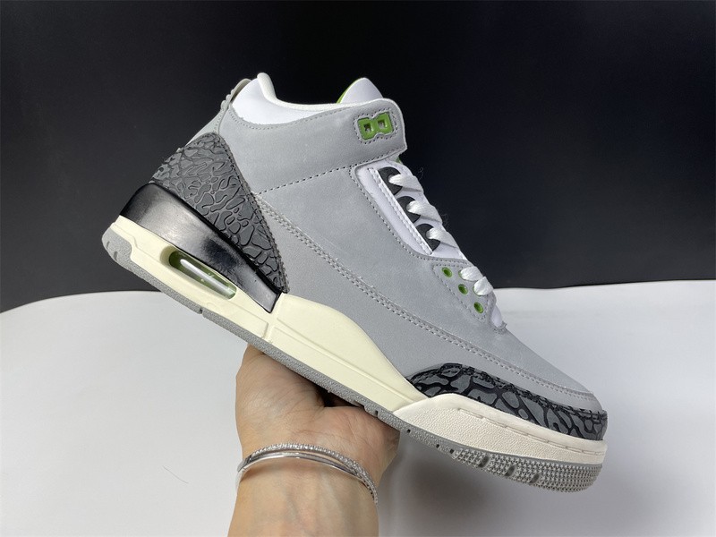 AIR JORDAN 3 RETRO ‘CHLOROPHYLL’’ 136064 006