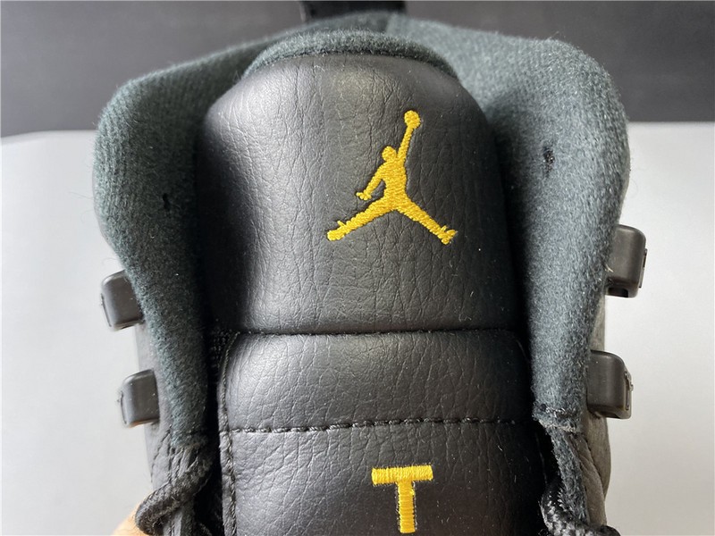 Air Jordan 12 Retro "University Gold" 130690-070