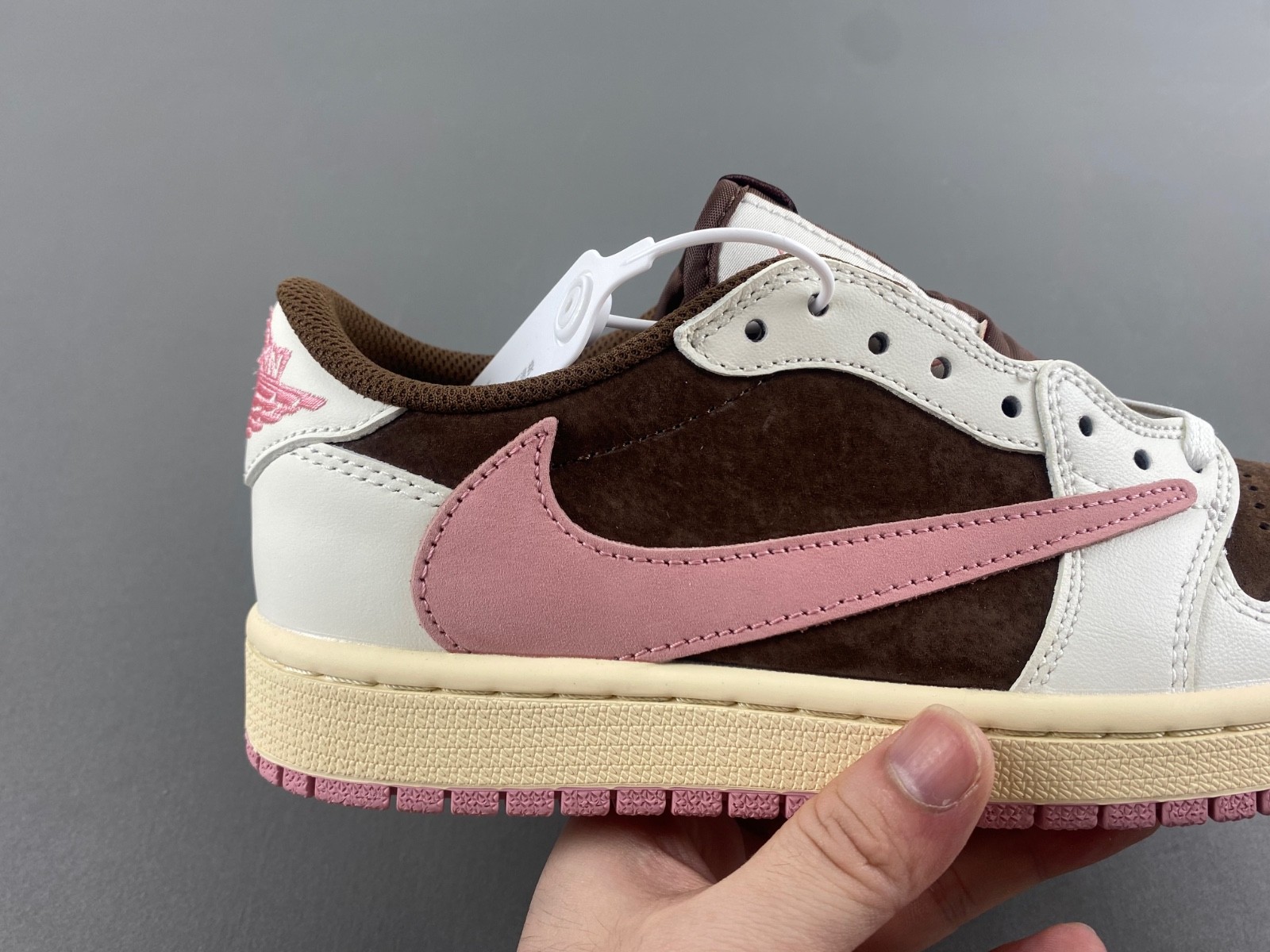 Travis Scott x Wmns Air Jordan 1 Low OG 