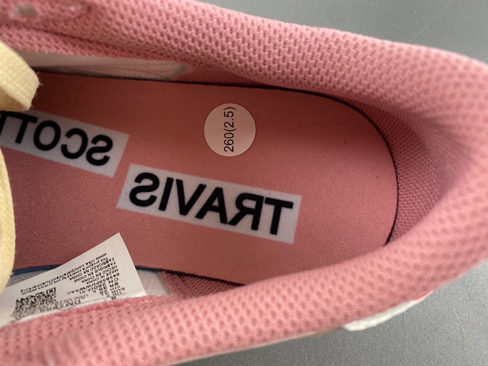 Travis Scott x Air Jordan 1 Low OG White Pink DM7866-600