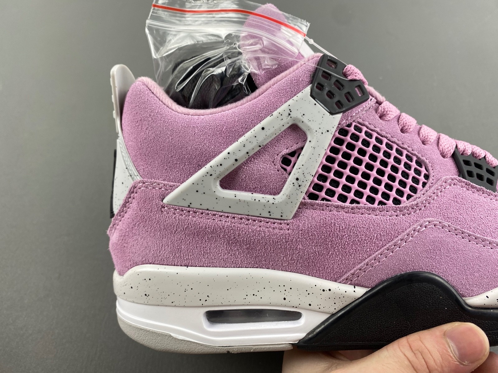 Air Jordan 4 WMNS "Orchid" AQ9129-501