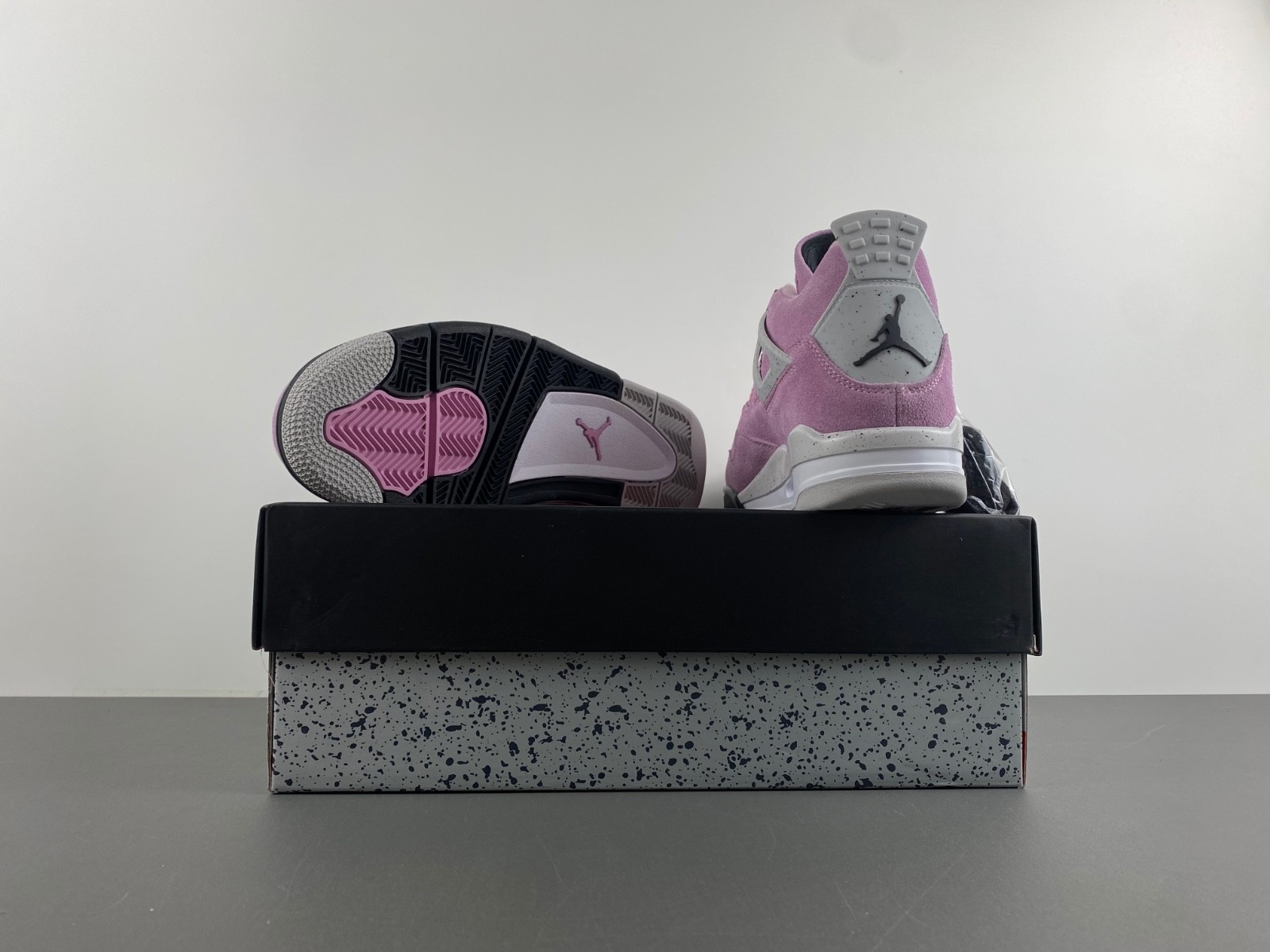 Air Jordan 4 WMNS "Orchid" AQ9129-501