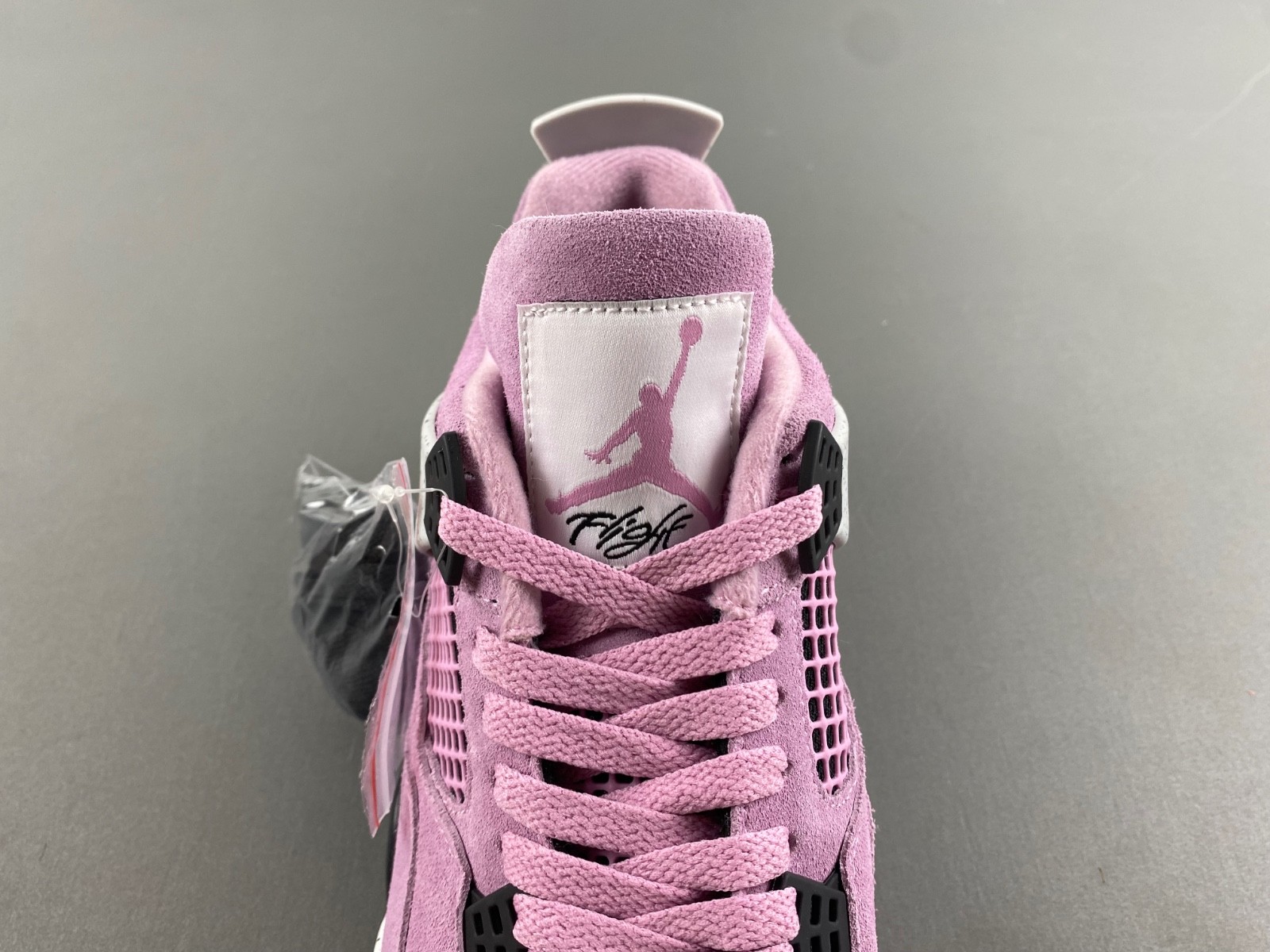 Air Jordan 4 WMNS "Orchid" AQ9129-501