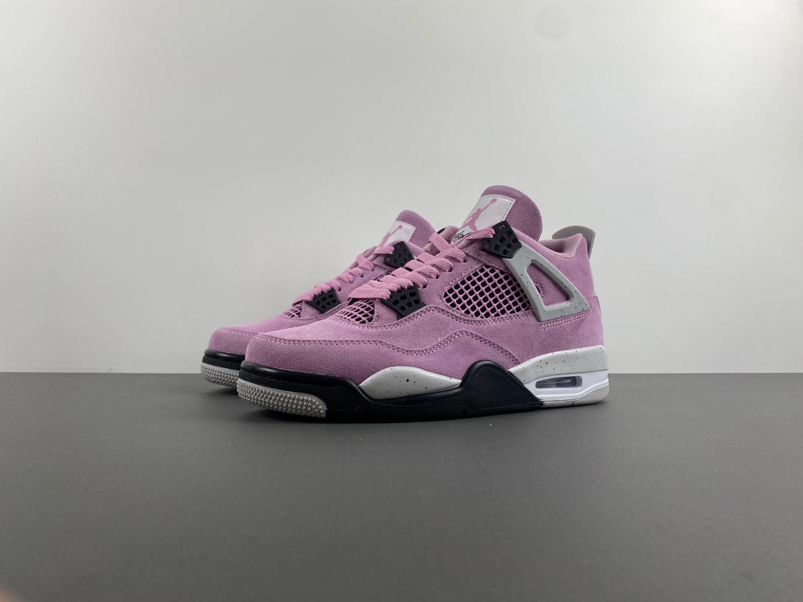 Air Jordan 4 WMNS "Orchid" AQ9129-501