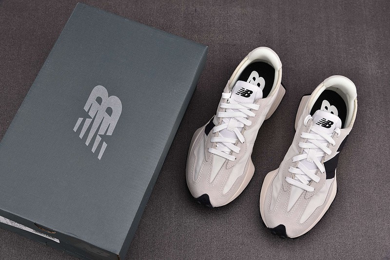 NEW BALANCE 550 NB000003