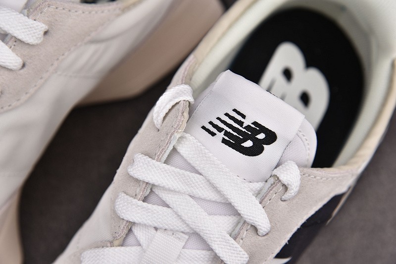 NEW BALANCE 550 NB000003