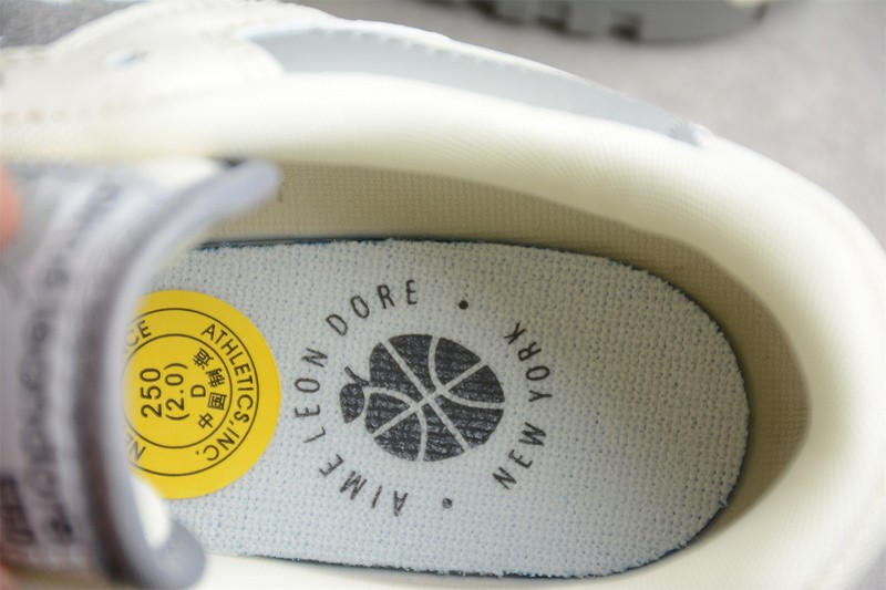 NEW BALANCE 550 NB000002